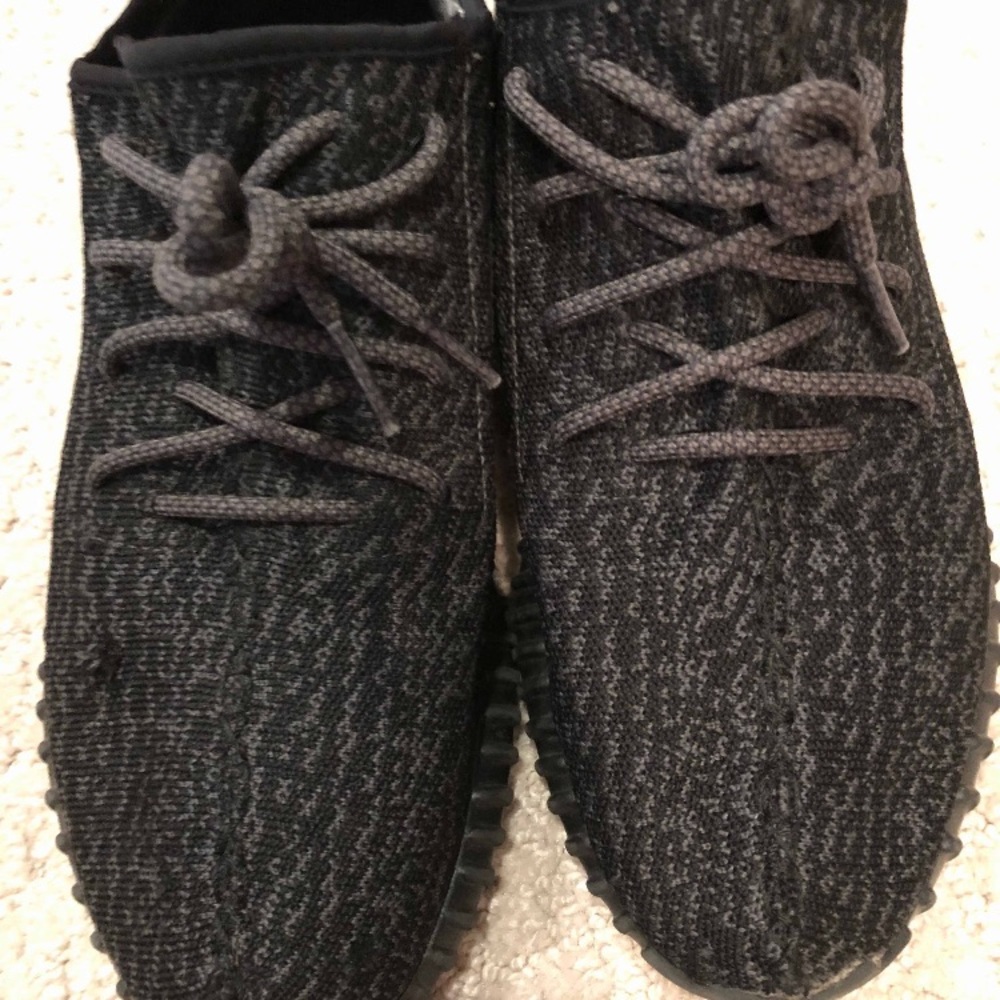 Yeezy Boost 350 “Pirate Black” 2016 Used
